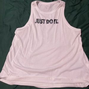 Nike athletic tee. Size:XL worn once